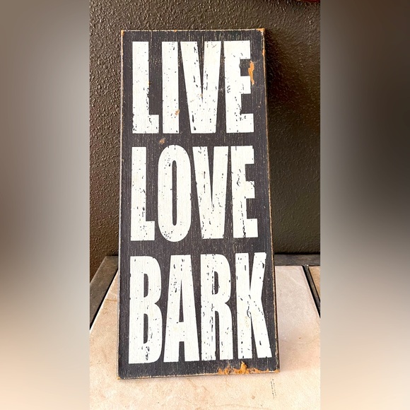 LIVE LOVE BARK - Picture 1 of 1
